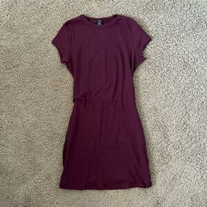 Women’s plum T-shirt dress